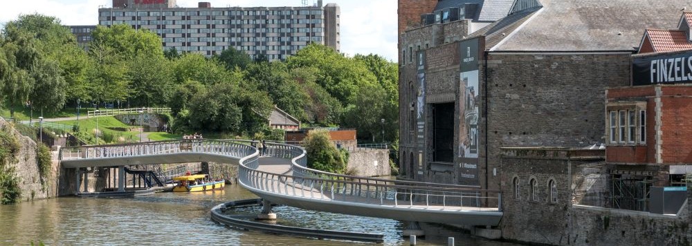 Valentines bridge 1000 x 350